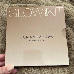 Anastasia Beverly Hills Sun Dipped Glow Set